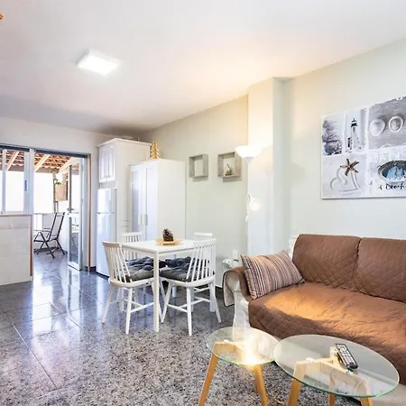 Daire Dialez Holidays - Pris Paradise *