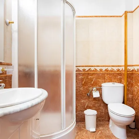 Dialez Holidays - Pris Paradise Apartment